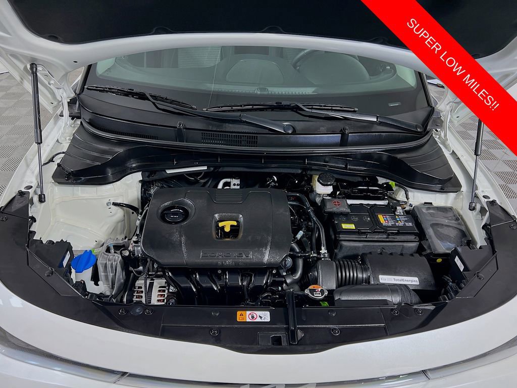 Certified 2025 Kia Soul EX image 31