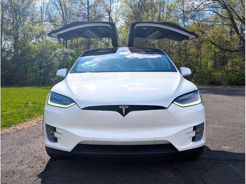 Used 2020 Tesla Model X Long Range image 3