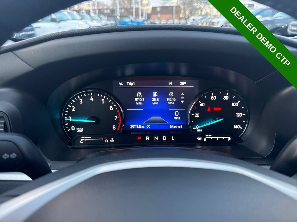 Used 2023 Ford Explorer XLT AWD/4WD image 32