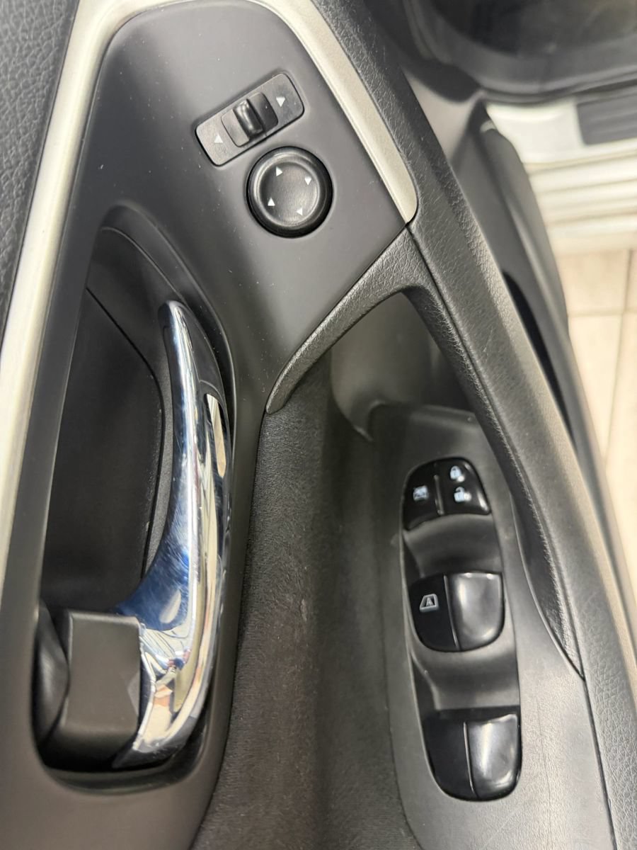 Used 2015 Nissan Altima 2.5 S w/ Power Driver Seat Package FWD image 20