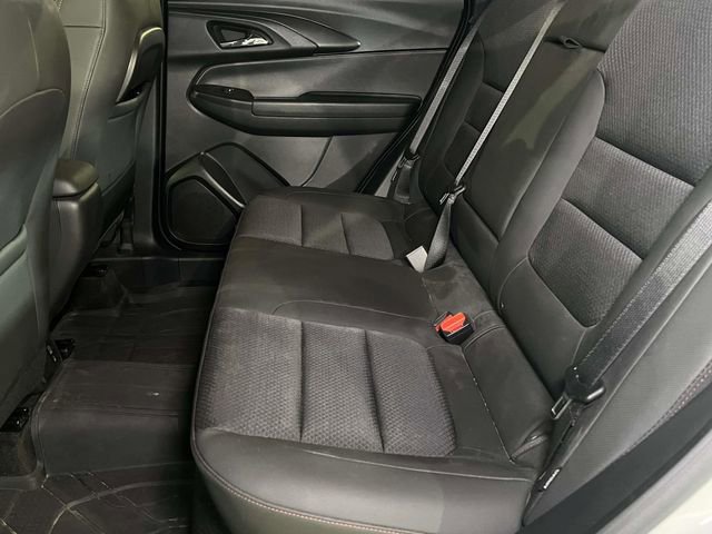 Used 2023 Chevrolet TrailBlazer RS w/ Sun and Liftgate Package AWD/4WD image 19