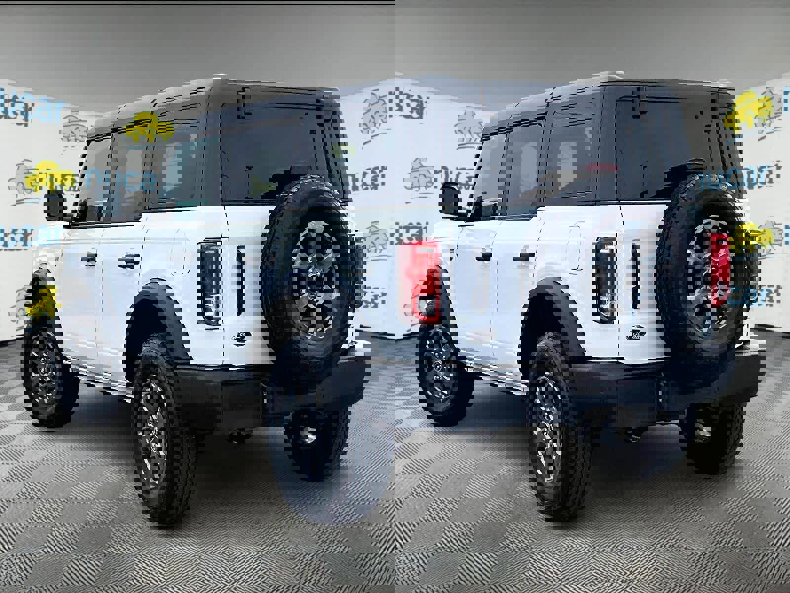 Used 2025 Ford Bronco Big Bend image 4