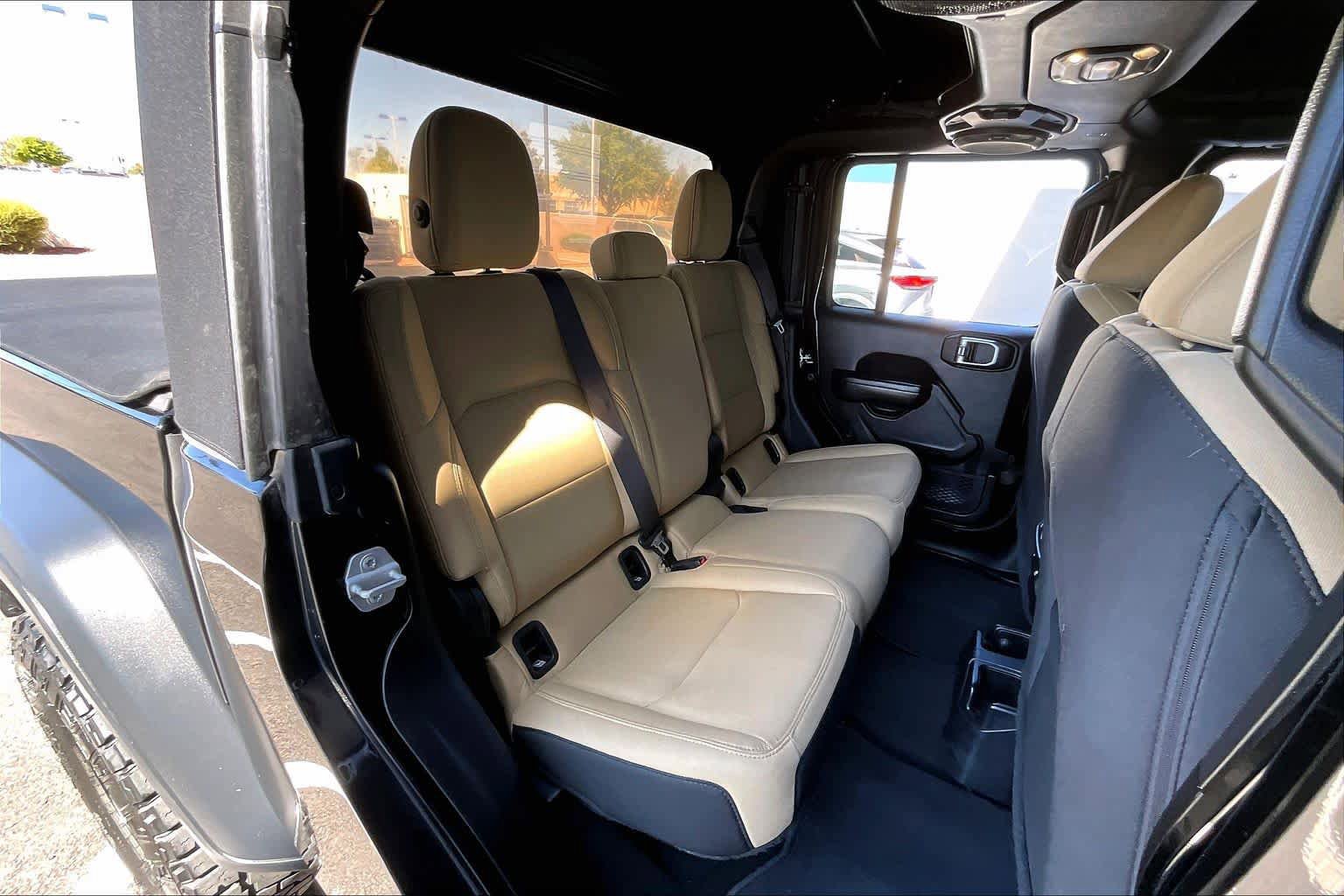 Used 2020 Jeep Gladiator Sport w/ Quick Order Package 24S AWD/4WD image 19