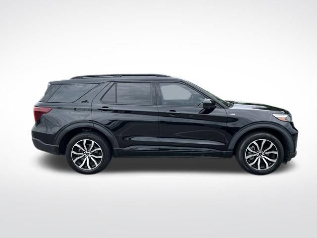 Used 2023 Ford Explorer ST-Line w/ Class IV Trailer Tow Package AWD/4WD image 12