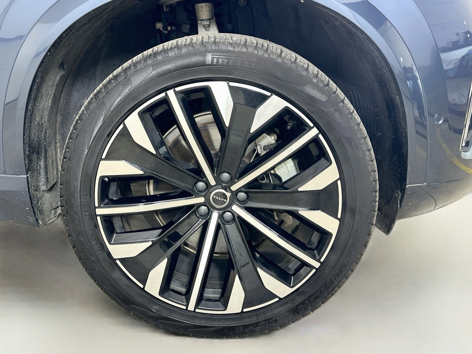Certified 2026 Volvo XC90 B6 Ultra AWD/4WD image 10