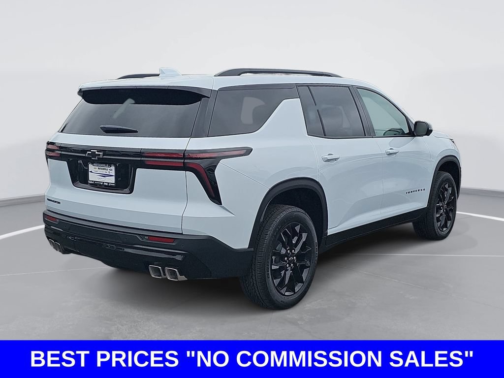 New 2026 Chevrolet Traverse LT w/ Midnight/Sport Edition FWD image 3