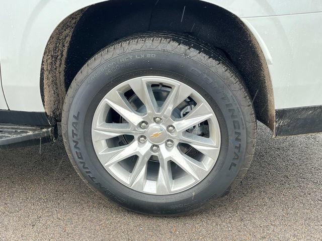 New 2025 Chevrolet Suburban Premier image 13