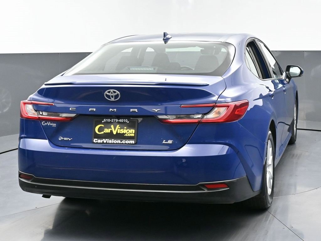 Used 2025 Toyota Camry LE w/ Convenience Package image 5