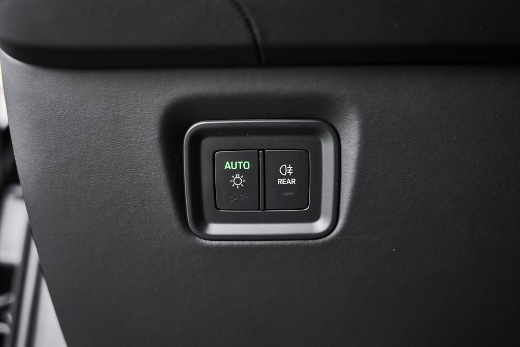 Used 2026 Porsche Cayenne Turbo image 55