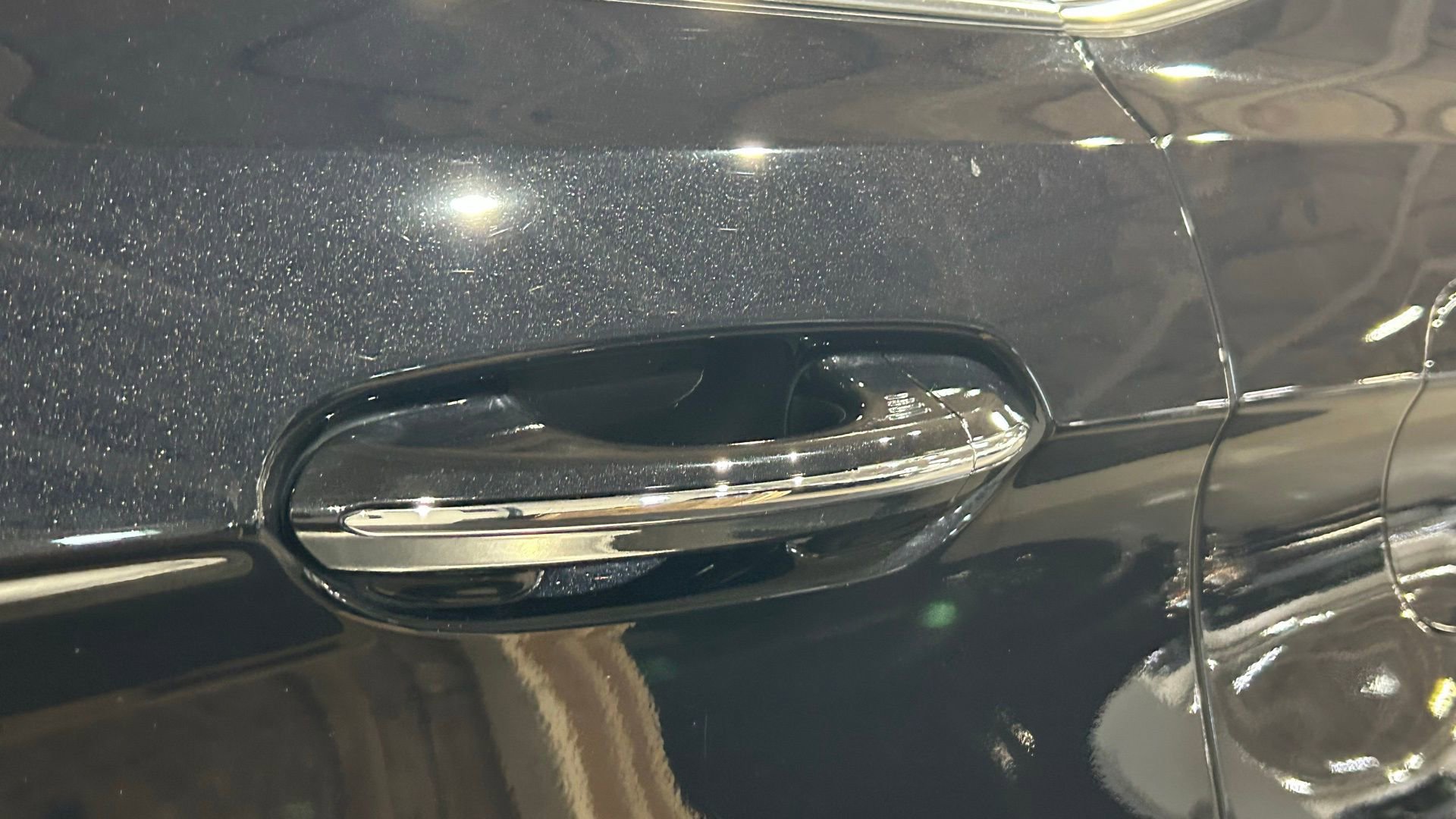 Used 2019 Ford Edge Titanium AWD/4WD image 19