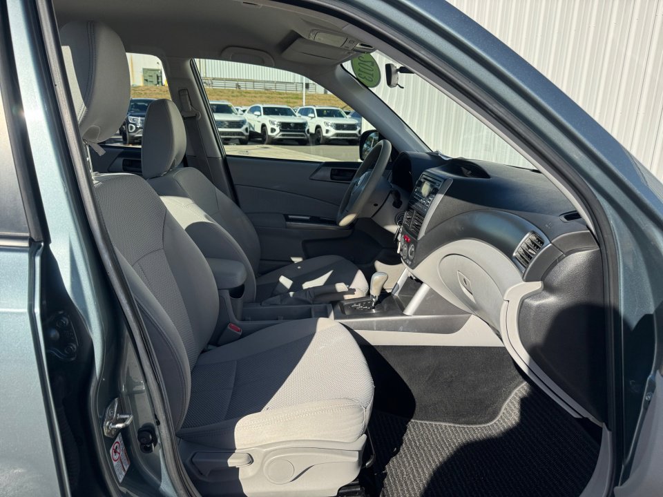 Used 2013 Subaru Forester 2.5X image 32