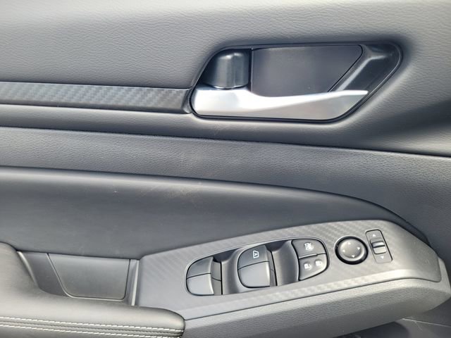 New 2025 Nissan Altima 2.5 SV w/ SV Special Edition Package image 13
