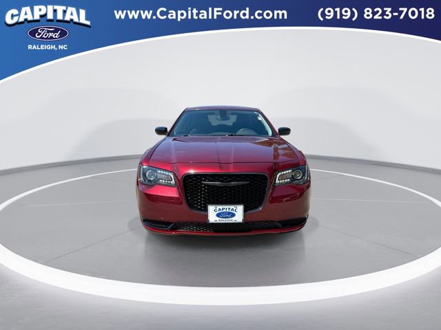 Used 2023 Chrysler 300 Touring w/ Sport Appearance Package RWD image 3