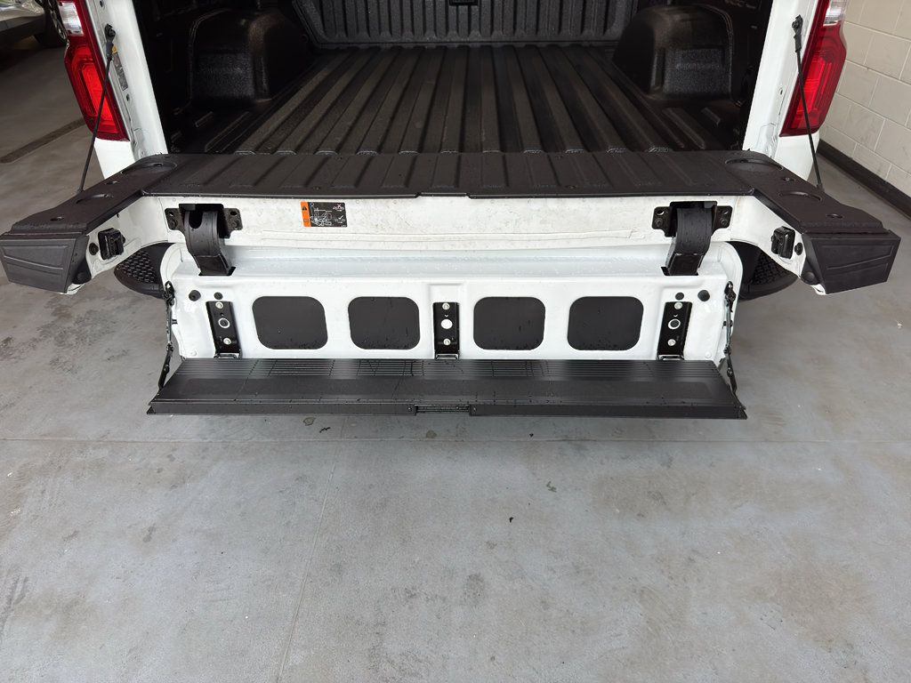 New 2026 Chevrolet Silverado 1500 ZR2 w/ LPO, Dark Essentials Package AWD/4WD image 24