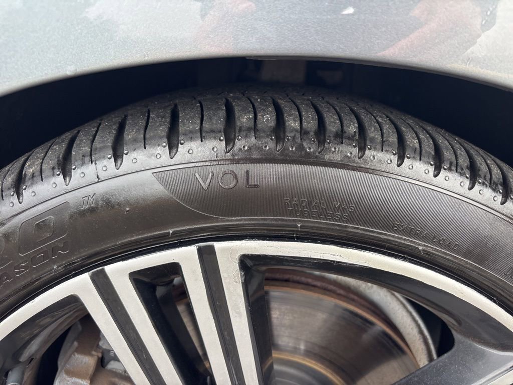 Used 2019 Volvo S60 T6 Inscription image 8