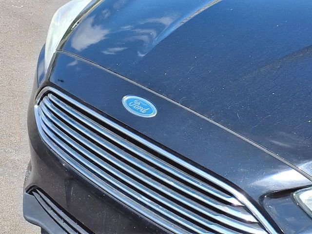 Used 2015 Ford Focus Titanium w/ Titanium Cold Weather Package FWD image 28