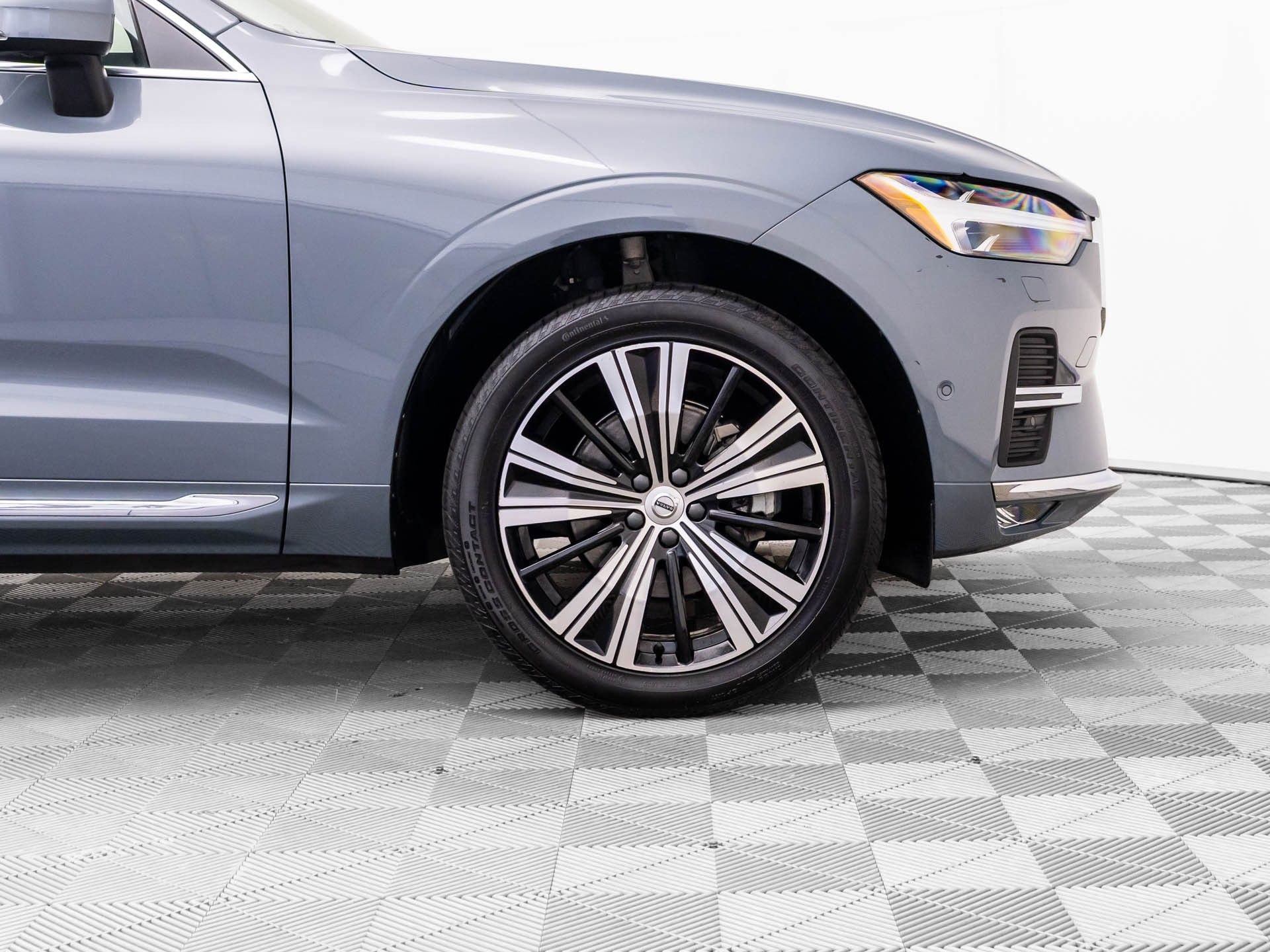 Used 2023 Volvo XC60 B5 Plus w/ Climate Package AWD/4WD image 29