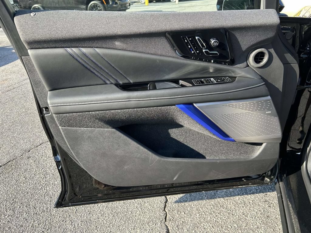 New 2026 Cadillac Optiq V AWD/4WD image 15