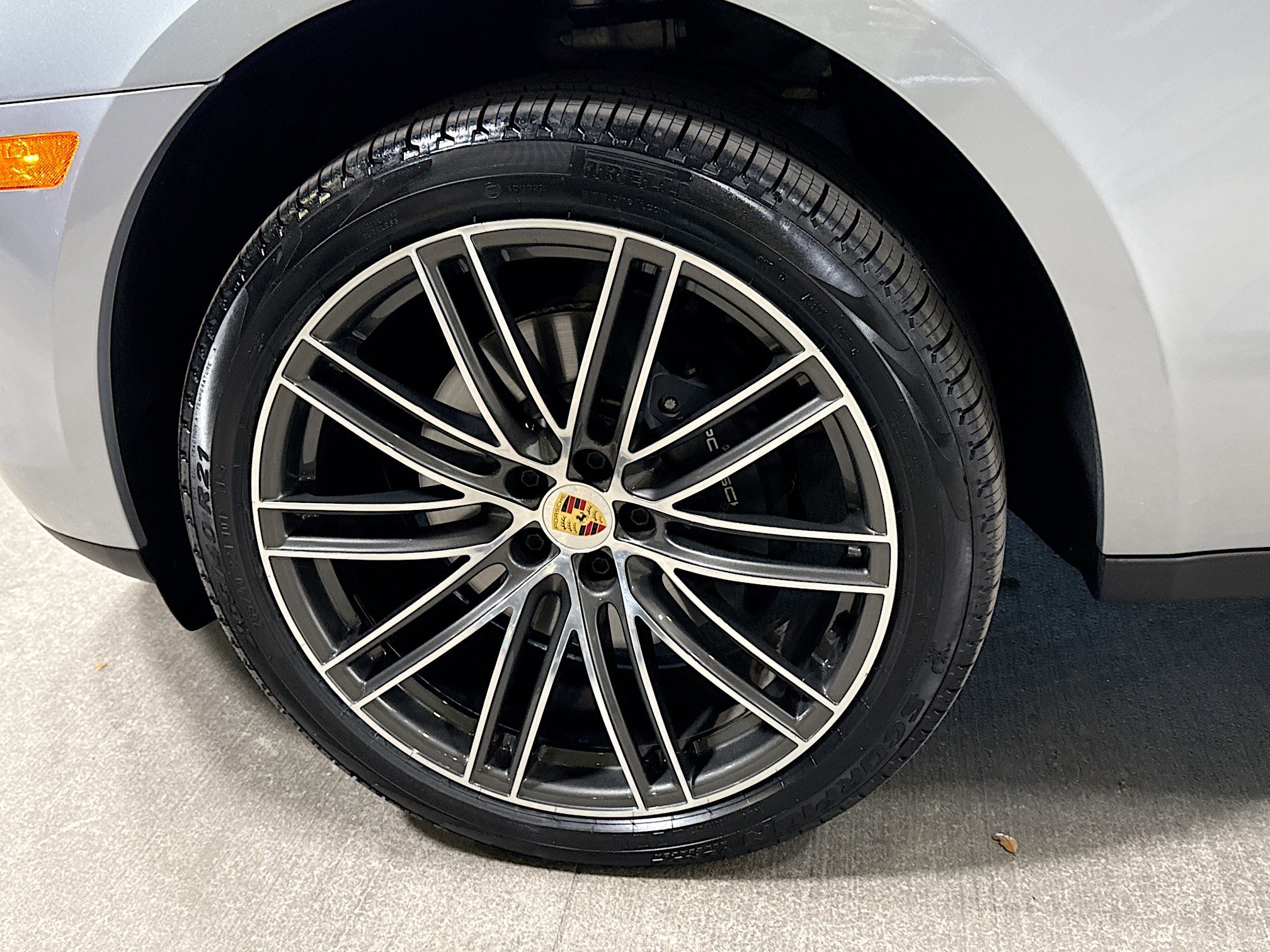 Certified 2026 Porsche Macan AWD/4WD image 41