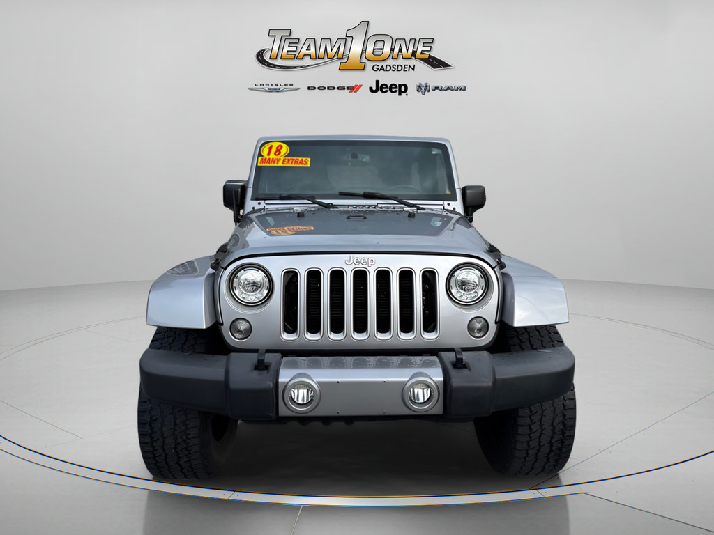 Used 2018 Jeep Wrangler Unlimited Sahara w/ Connectivity Group AWD/4WD image 2