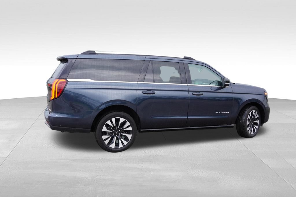 Certified 2025 Ford Expedition Max Platinum w/ Driver's Package AWD/4WD image 4