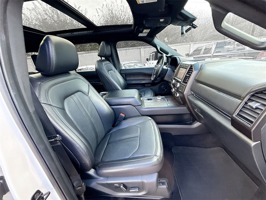 Used 2021 Ford Expedition Limited image 33