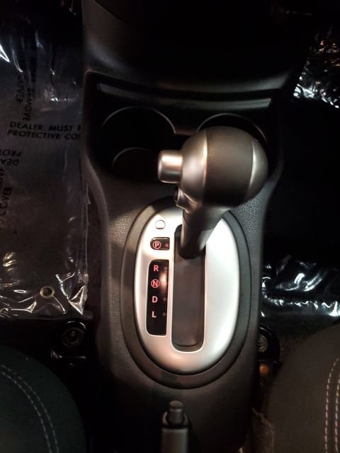 Used 2016 Nissan Versa SV w/ SV Tech Package FWD image 25
