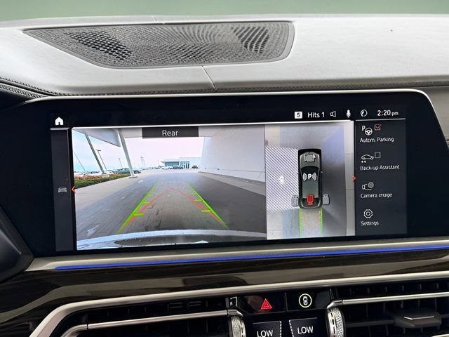 Used 2023 BMW X6 xDrive40i w/ Luxury Seating Package image 29