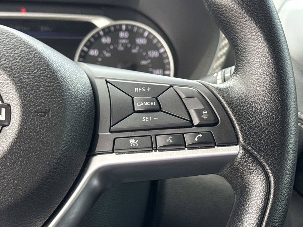 Certified 2025 Nissan Sentra SV FWD image 27