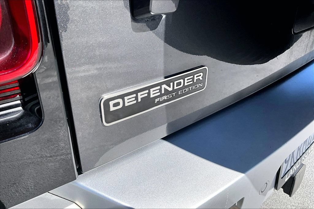 Used 2023 Land Rover Defender 130 First Edition AWD/4WD image 22