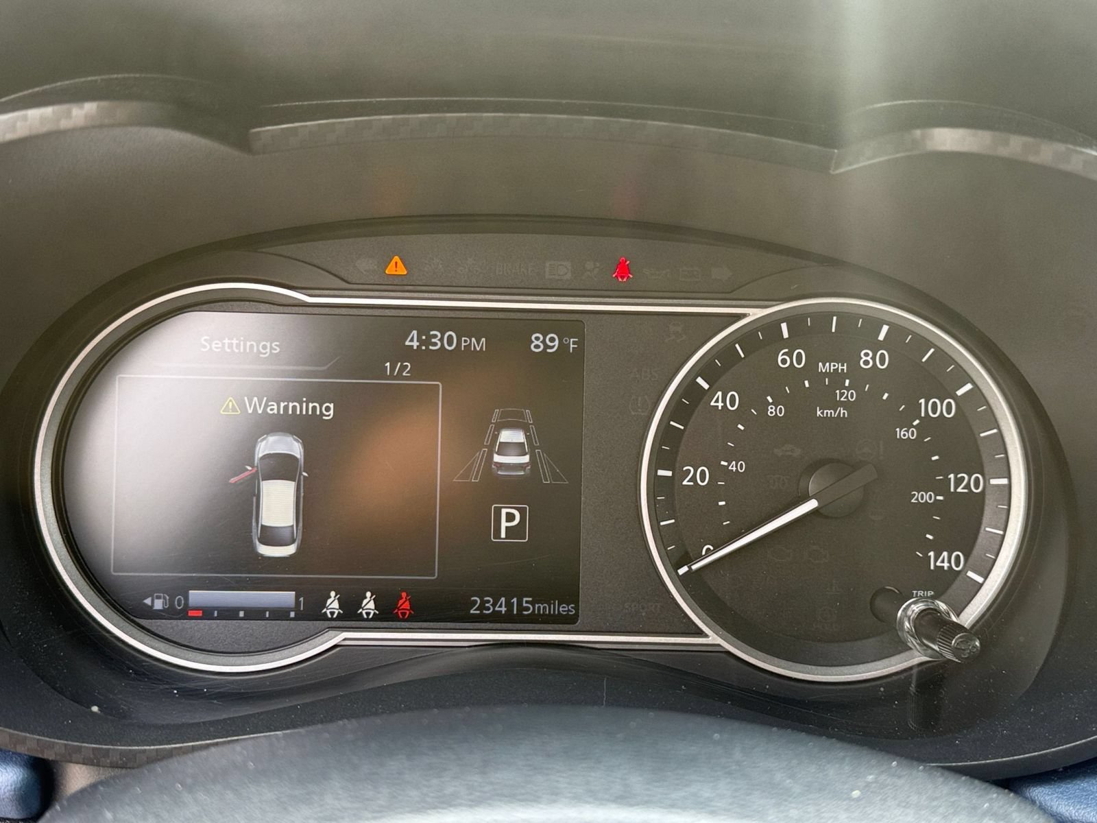 Used 2025 Nissan Versa SV FWD image 36