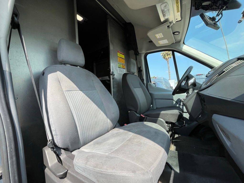 Used 2019 Ford Transit 250 148 High Roof Extended RWD image 11