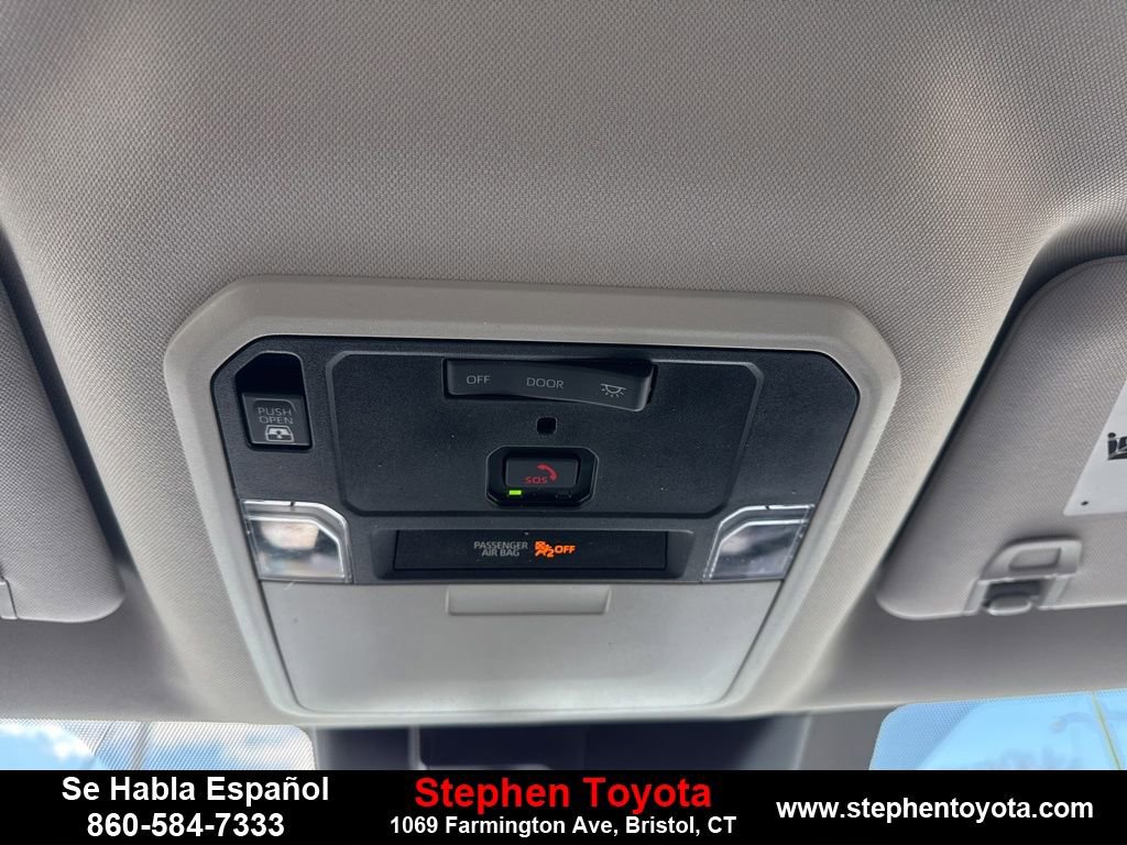 Used 2022 Toyota Tundra SR5 w/ SR5 Premium Package image 22