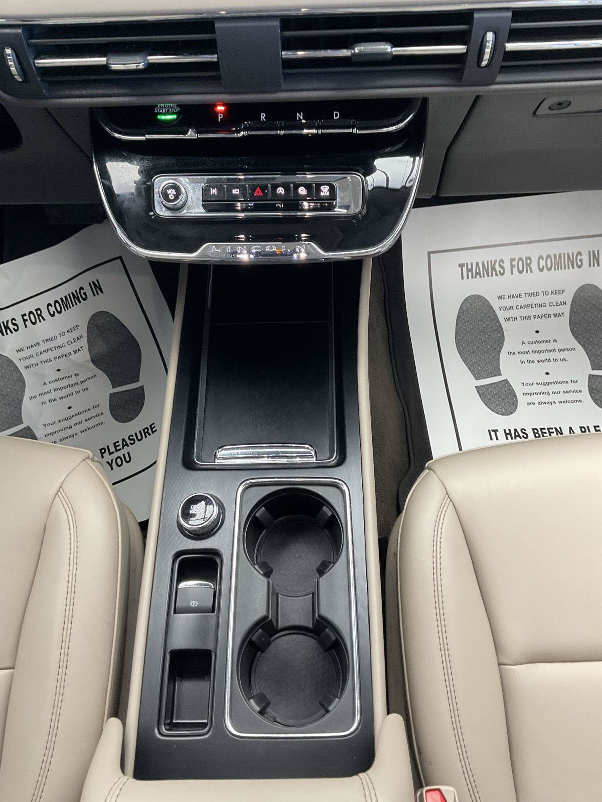 Used 2023 Lincoln Corsair AWD image 19