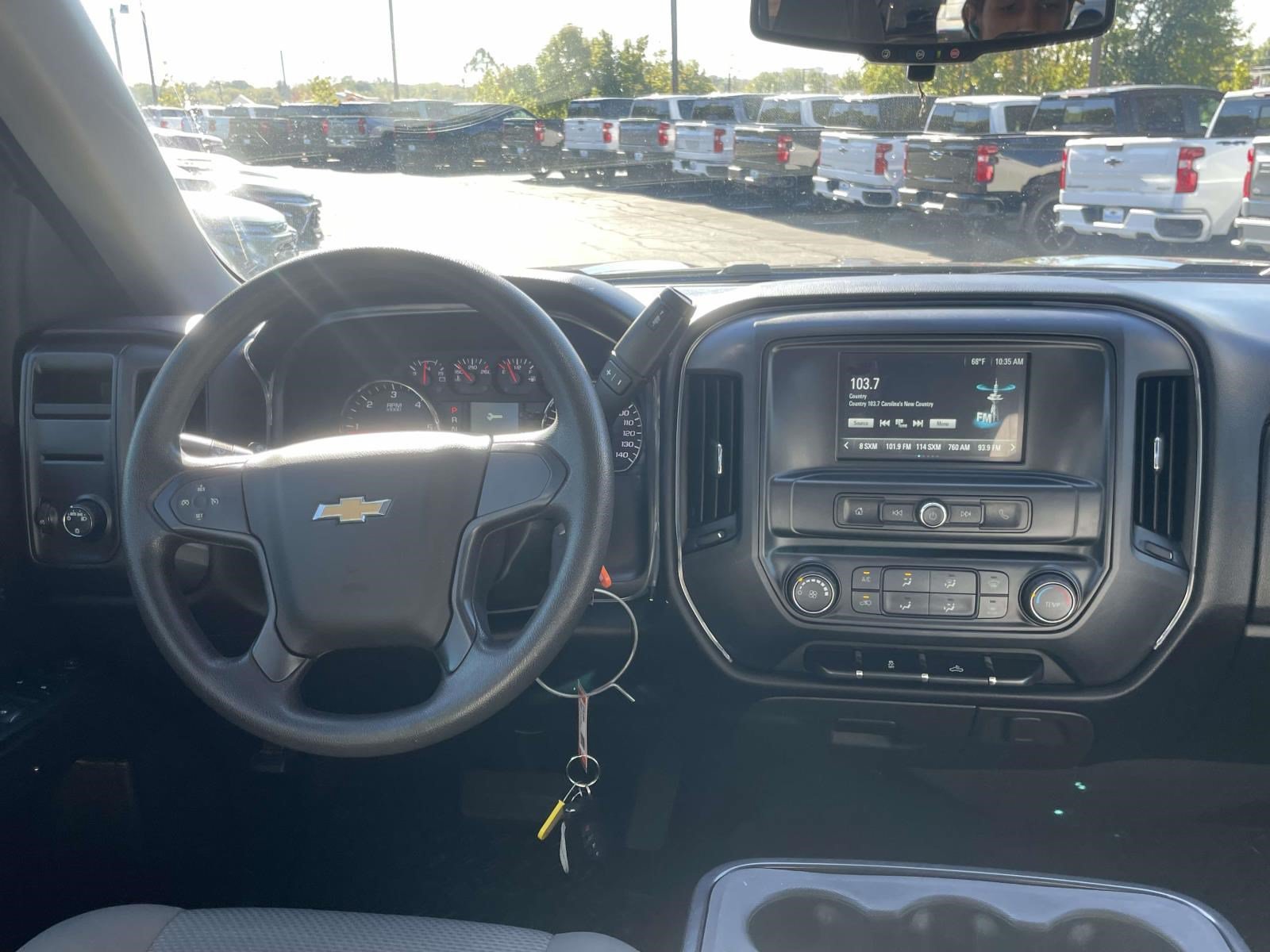 Used 2018 Chevrolet Silverado 1500 Custom w/ Custom Convenience Package RWD image 11