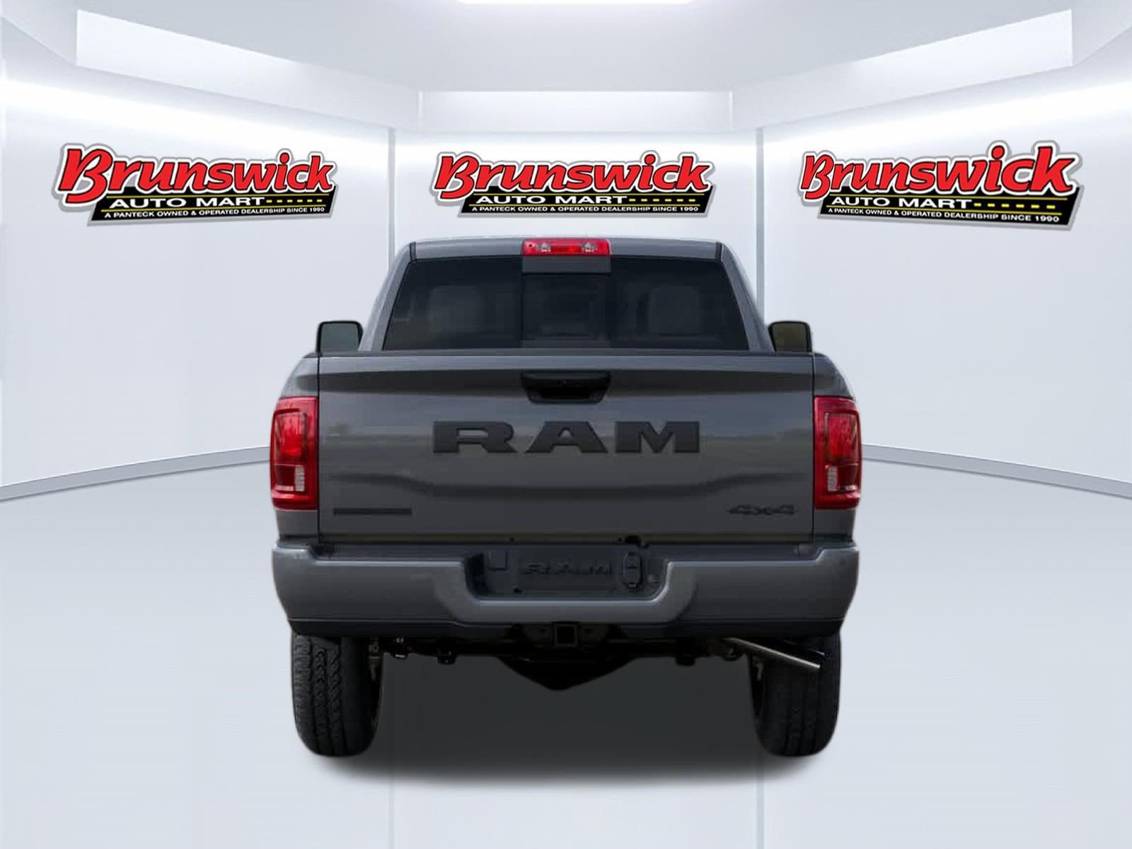 New 2026 RAM 2500 Big Horn AWD/4WD image 7