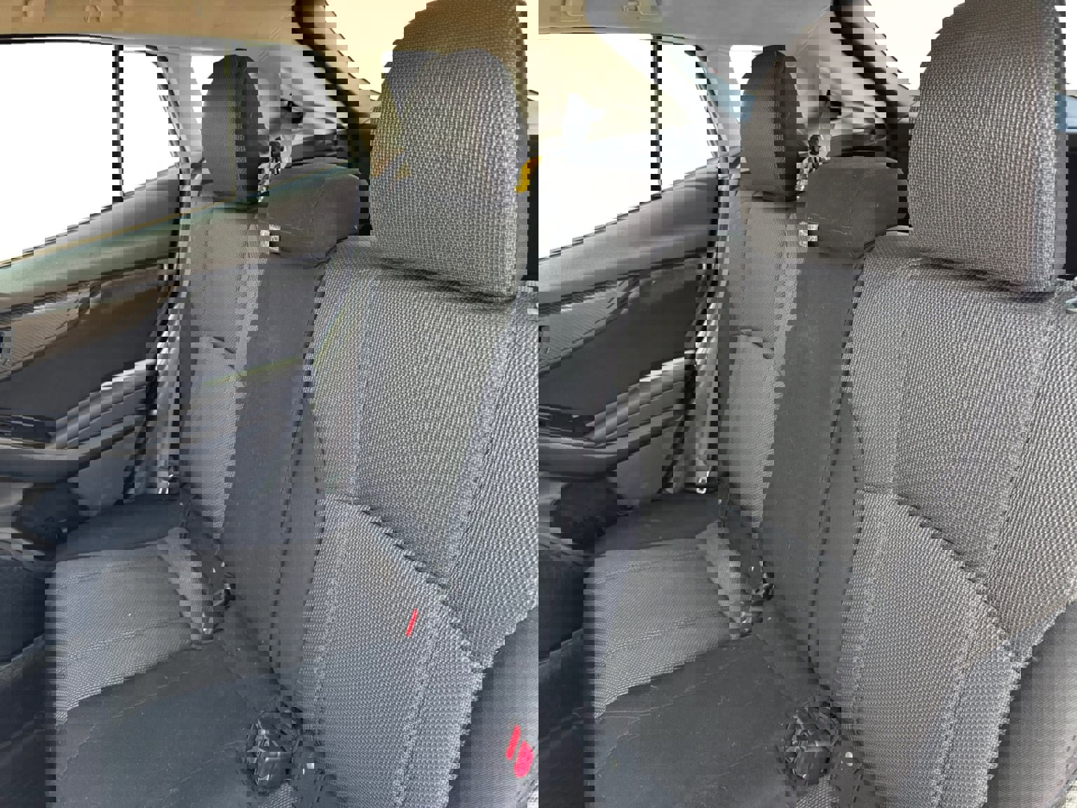 Used 2023 Subaru Crosstrek 2.0i image 16