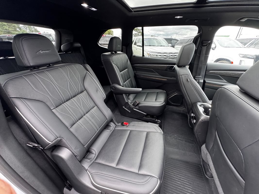Used 2025 Buick Enclave Avenir w/ Trailering Package, 5000 lbs. AWD/4WD image 33