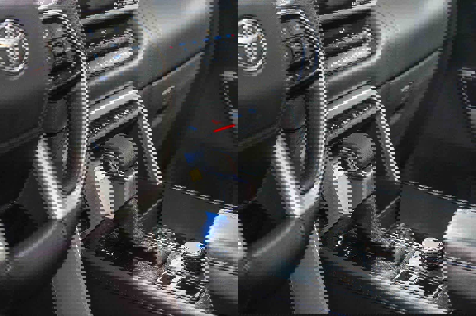 Used 2023 Toyota Tundra Platinum w/ Advanced Package AWD/4WD image 24