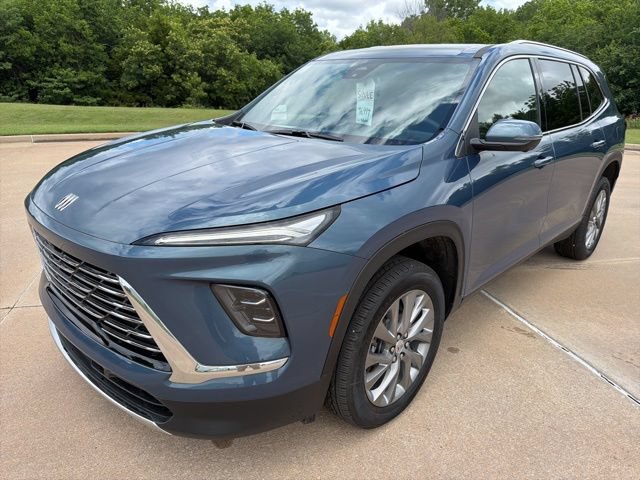 Used 2026 Buick Enclave Preferred AWD/4WD image 1