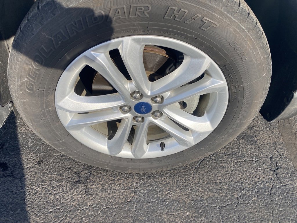 Used 2019 Ford Edge SEL w/ Equipment Group 201A image 29