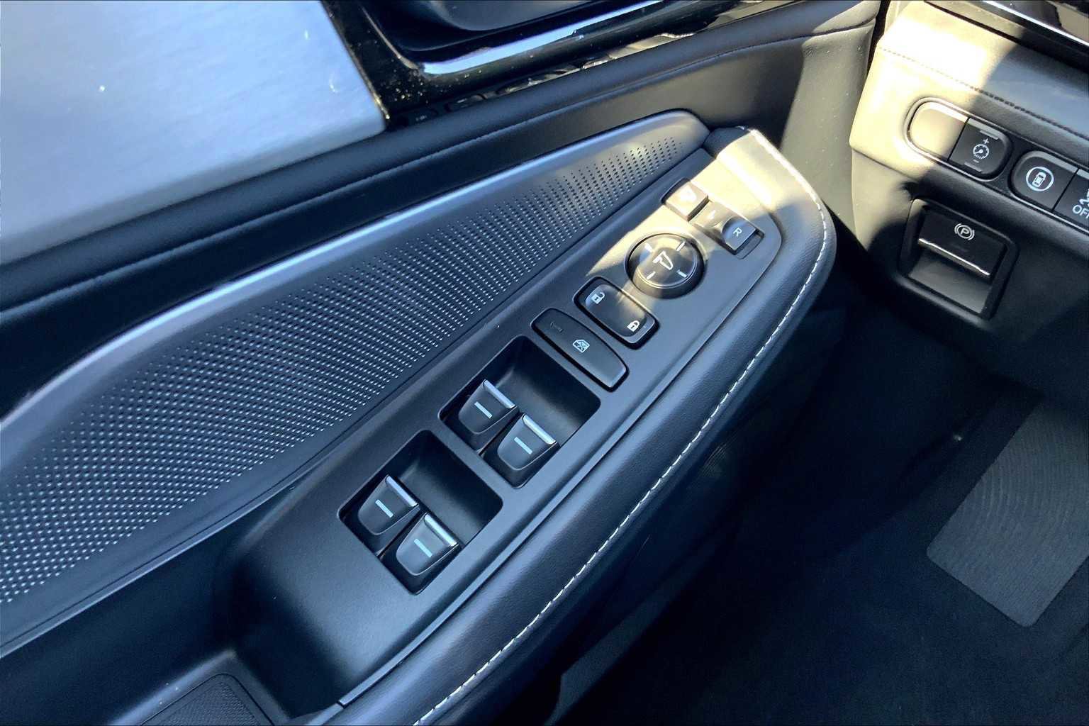 New 2026 Acura MDX FWD w/ Technology Package image 13