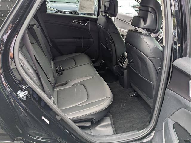 Used 2024 Kia Sportage EX FWD image 15