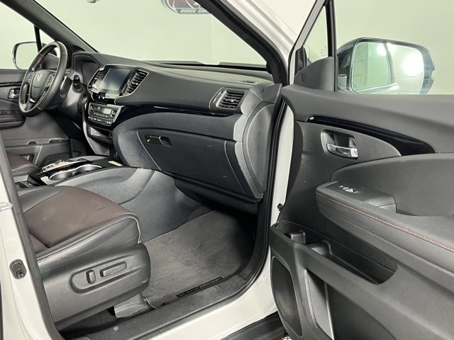 Used 2023 Honda Ridgeline Black Edition image 30