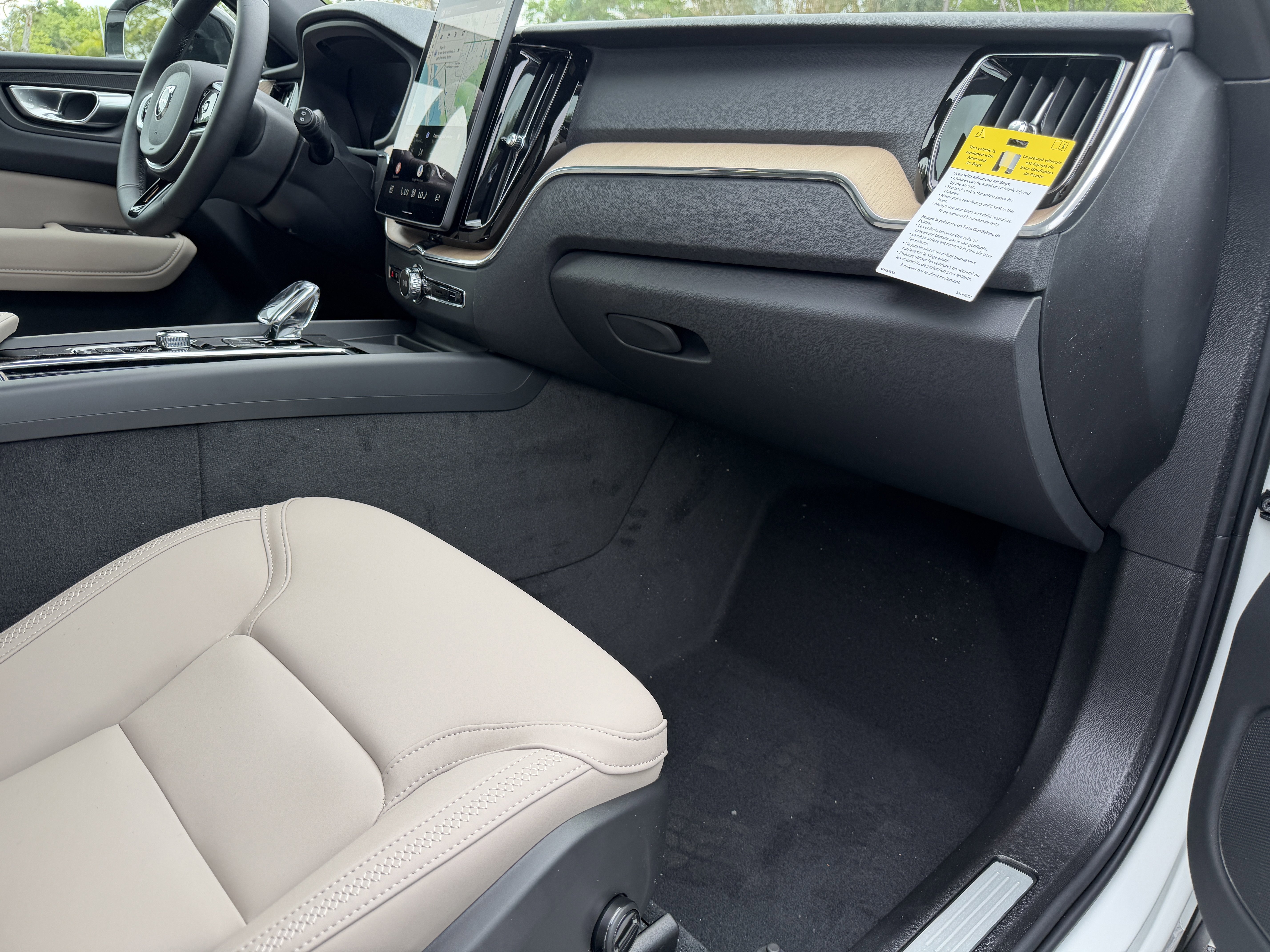 New 2026 Volvo XC60 B5 Core w/ Protection Package AWD/4WD image 10