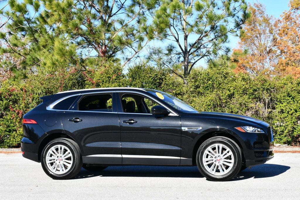 Used 2018 Jaguar F-PACE Prestige image 8