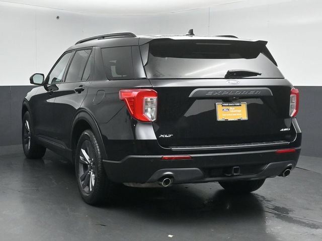 Certified 2024 Ford Explorer XLT w/ Equipment Group 202A AWD/4WD image 6