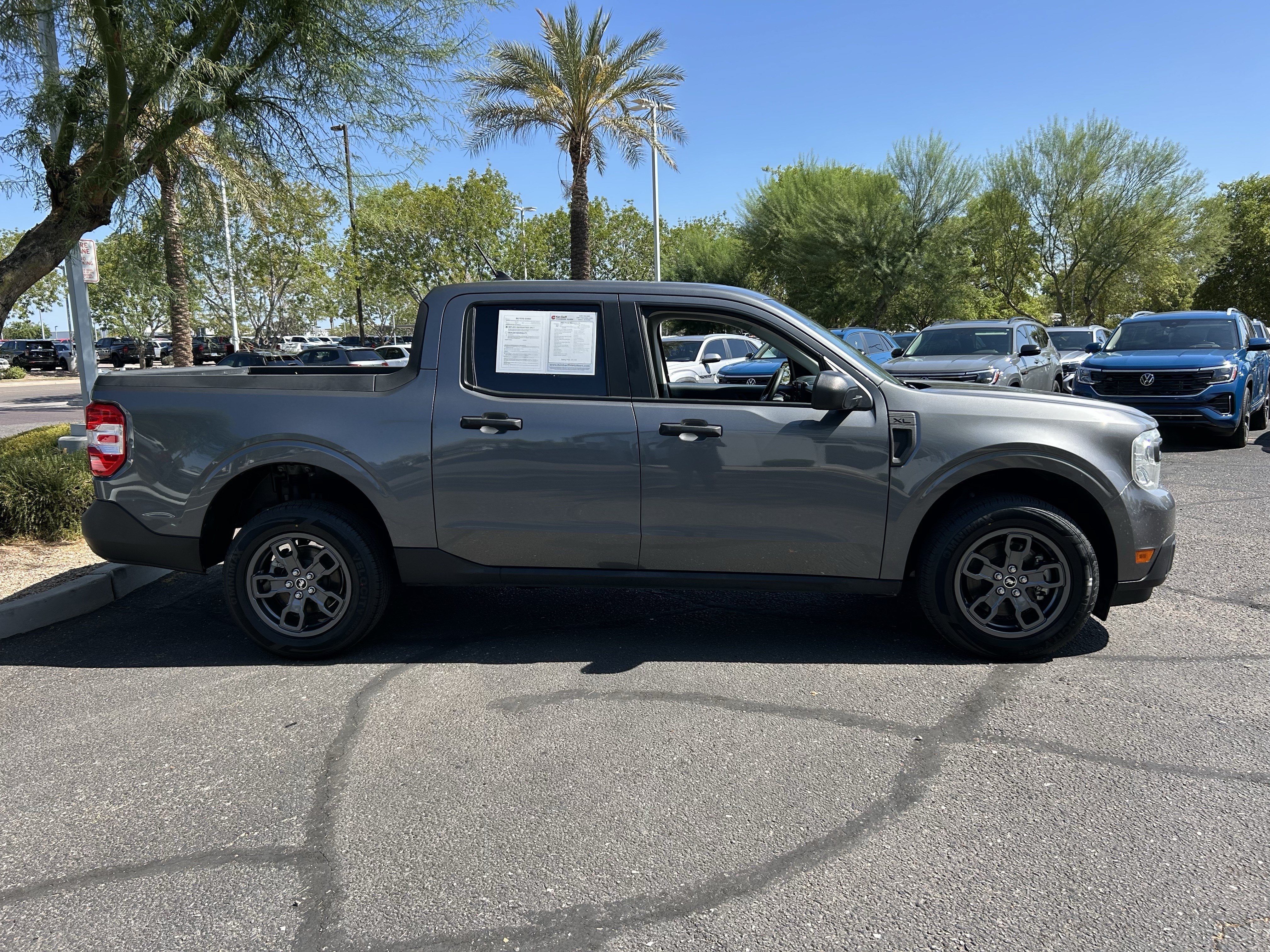Used 2023 Ford Maverick XL FWD image 5