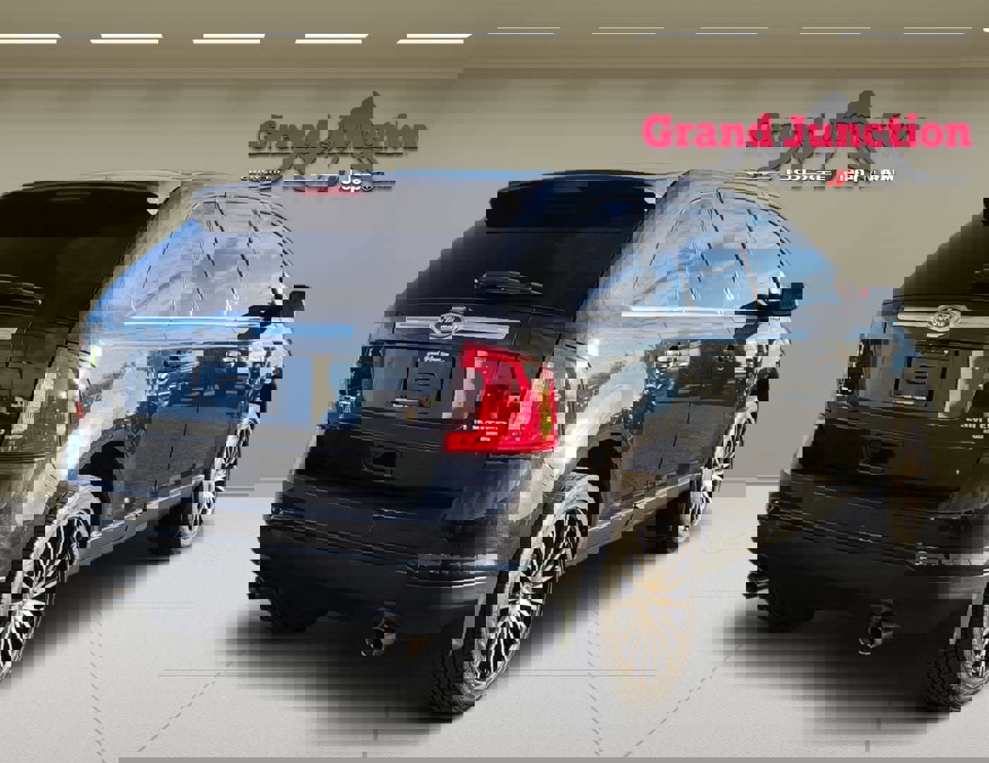 Used 2013 Ford Edge Limited AWD/4WD image 4