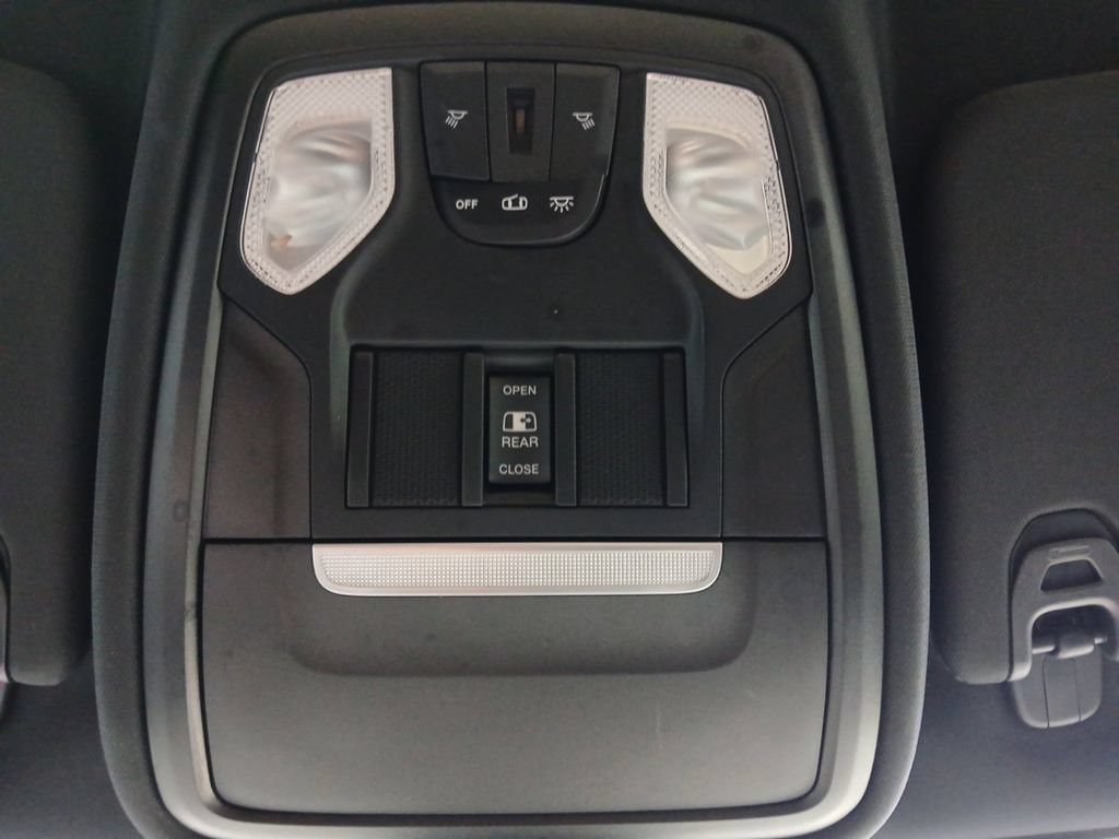 Used 2020 RAM 1500 Lone Star AWD/4WD image 7